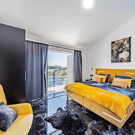 House * Vela Luka